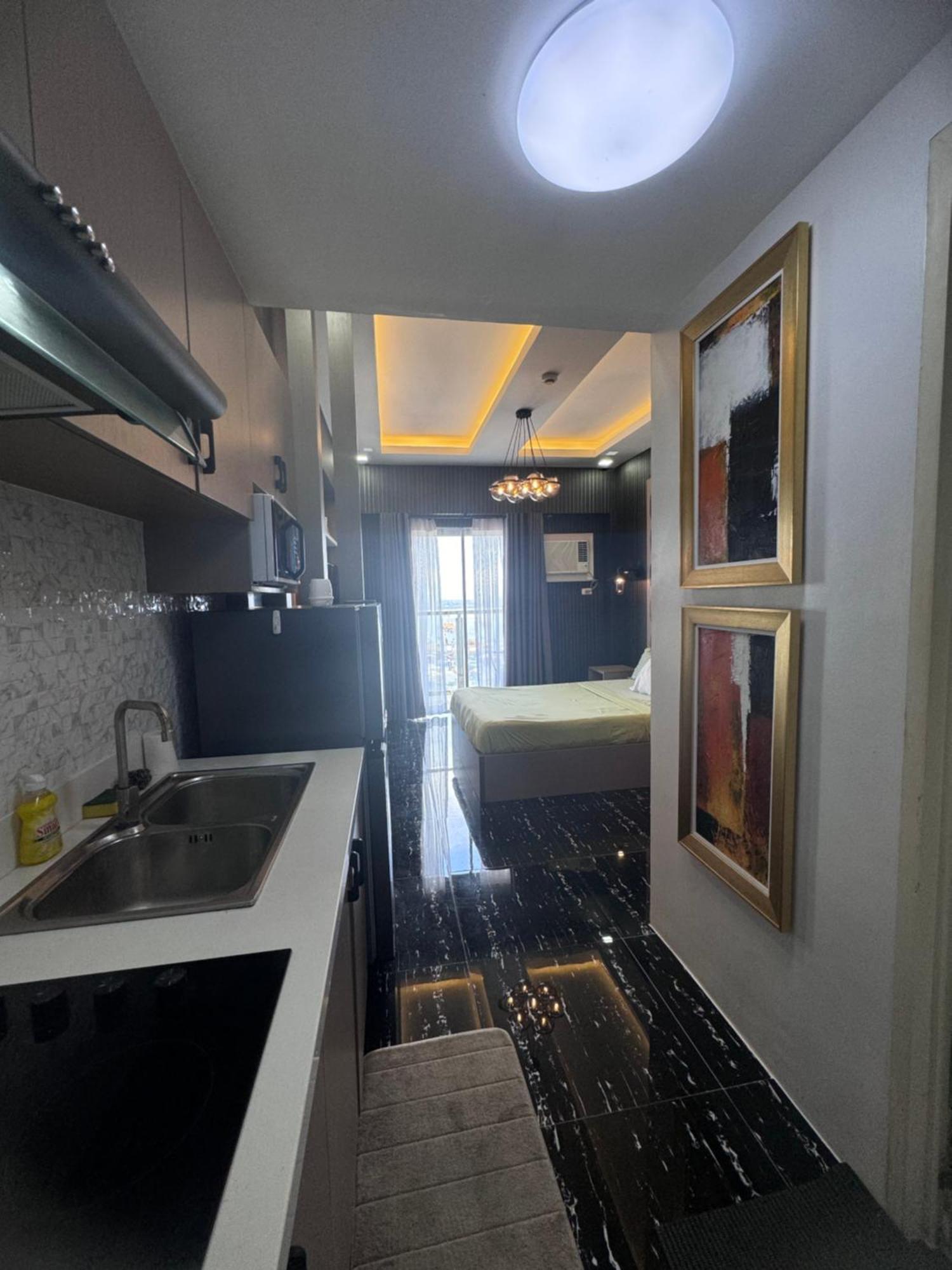 Luxanos Condo Place- Sunvida Tower Cebu Екстериор снимка