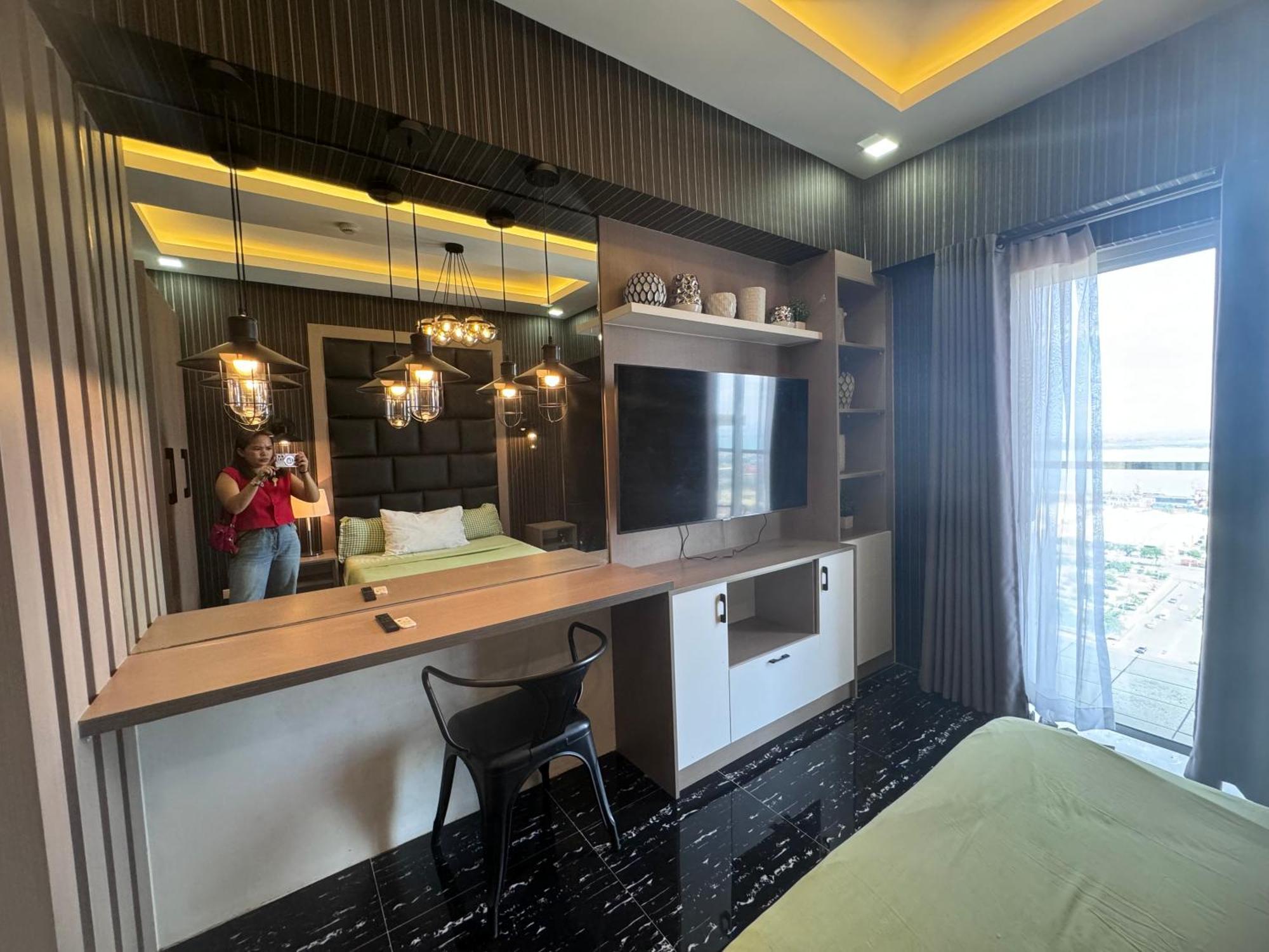 Luxanos Condo Place- Sunvida Tower Cebu Екстериор снимка